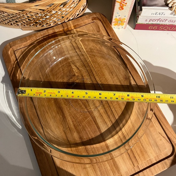 Pyrex glass pie dish - Picture 3 of 4